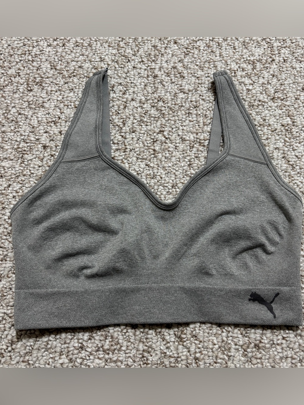 PUMA Women’s Seamless Sports Bra Gray Adjustable Straps Size S